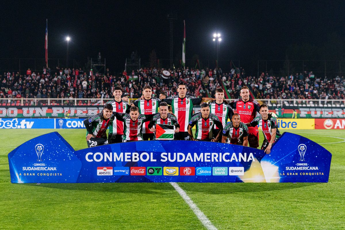 Fotografia 03 del partido Palestino vs Montevideo City Torque por la fase de grupos de la Copa Sudamericana 2026 en La Cisterna.