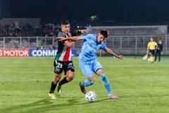 Fotografia 19 del partido Palestino vs Montevideo City Torque por la fase de grupos de la Copa Sudamericana 2026 en La Cisterna.