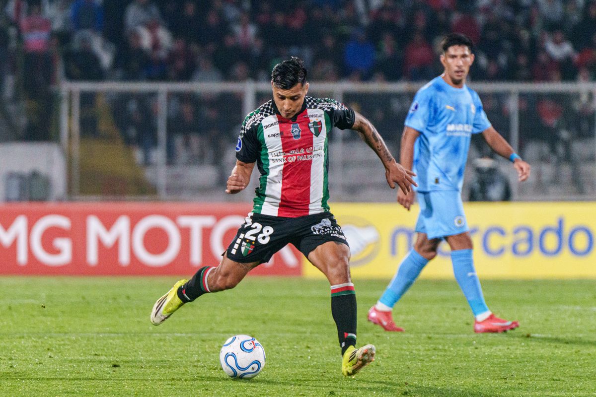 Fotografia 26 del partido Palestino vs Montevideo City Torque por la fase de grupos de la Copa Sudamericana 2026 en La Cisterna.