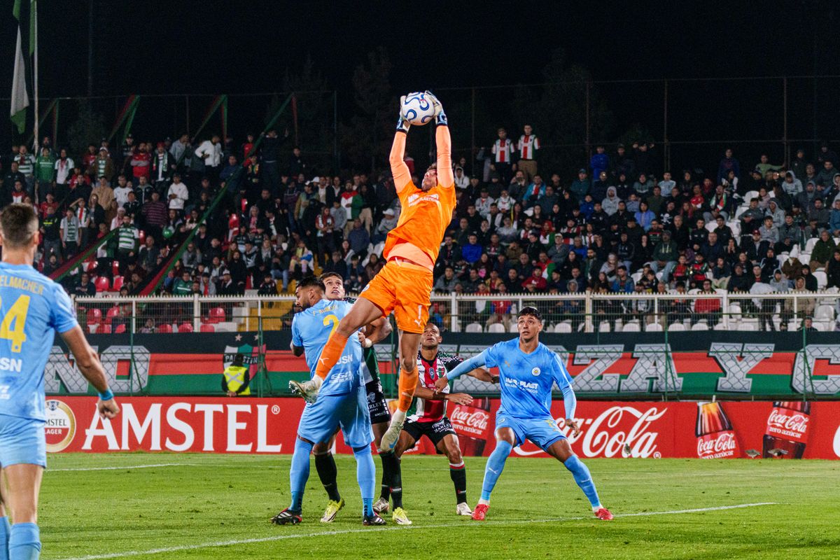 Fotografia 27 del partido Palestino vs Montevideo City Torque por la fase de grupos de la Copa Sudamericana 2026 en La Cisterna.