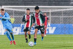 Fotografia 28 del partido Palestino vs Montevideo City Torque por la fase de grupos de la Copa Sudamericana 2026 en La Cisterna.