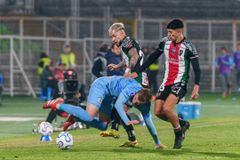 Fotografia 38 del partido Palestino vs Montevideo City Torque por la fase de grupos de la Copa Sudamericana 2026 en La Cisterna.