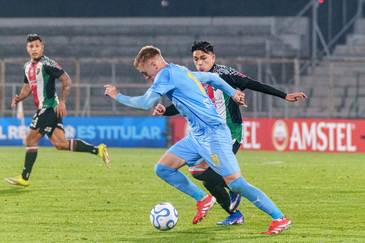 Fotografia 40 del partido Palestino vs Montevideo City Torque por la fase de grupos de la Copa Sudamericana 2026 en La Cisterna.